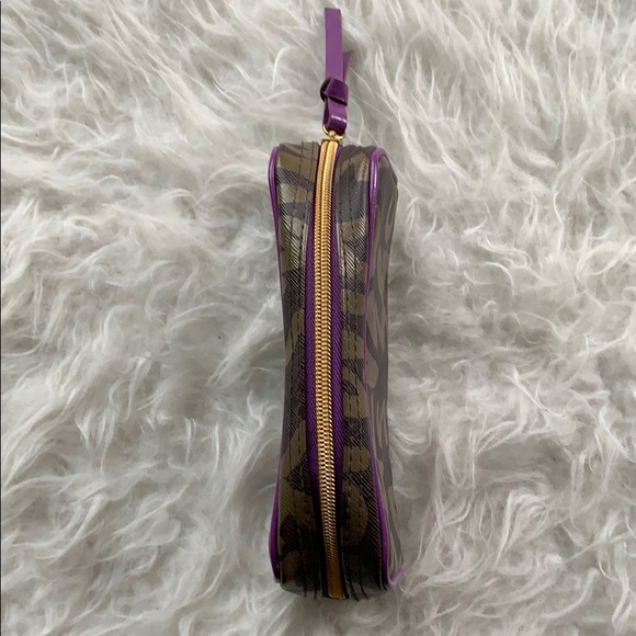 Victoria’s Secret Cosmetic Pouch - Picture 3 of 6